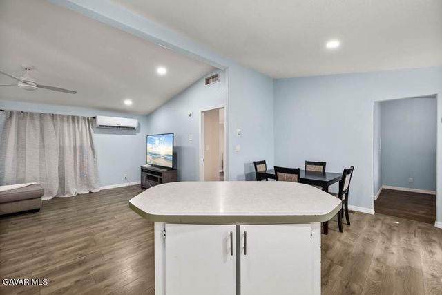 45465 25th Street Spc 180, Lancaster, CA 93535