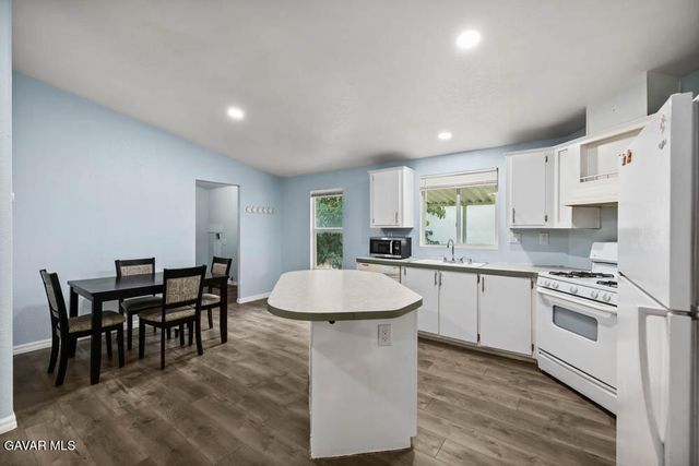 45465 25th Street Spc 180, Lancaster, CA 93535