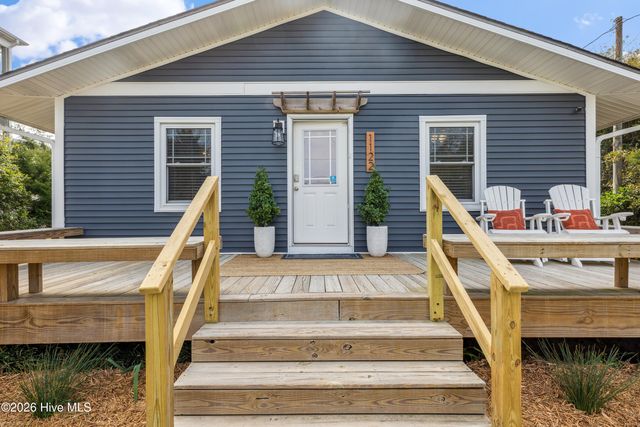 1122 S Topsail Drive, Holly Ridge, NC 28445