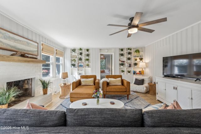 1122 S Topsail Drive, Holly Ridge, NC 28445