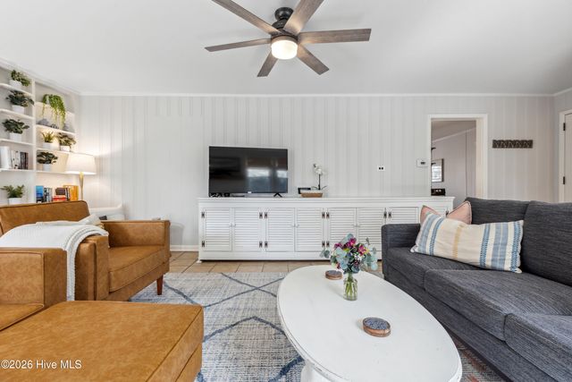 1122 S Topsail Drive, Holly Ridge, NC 28445