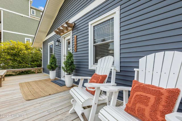 1122 S Topsail Drive, Holly Ridge, NC 28445