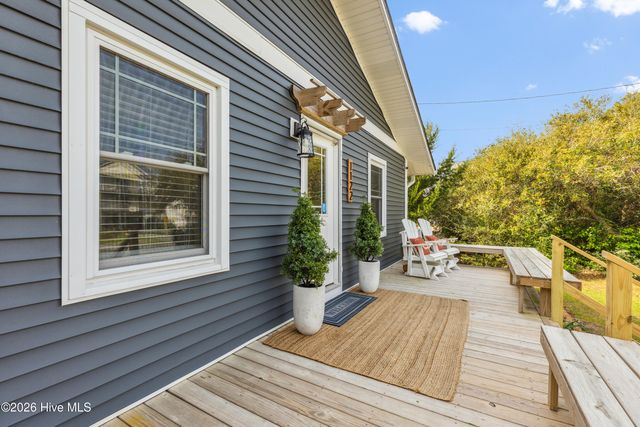 1122 S Topsail Drive, Holly Ridge, NC 28445