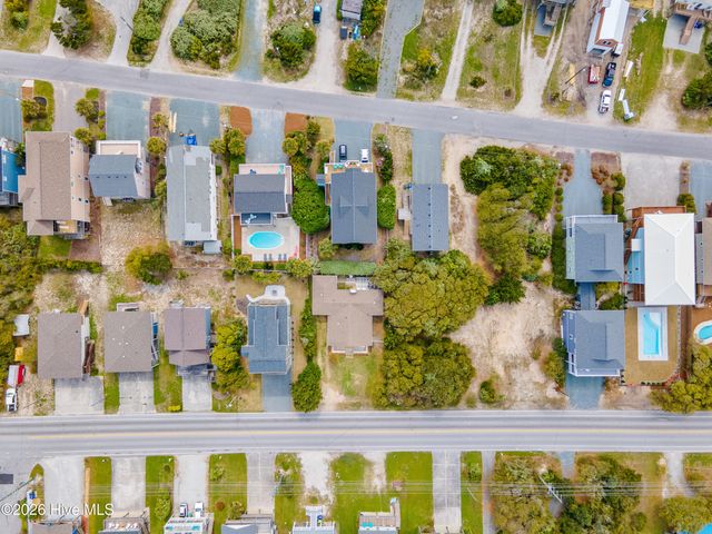1122 S Topsail Drive, Holly Ridge, NC 28445
