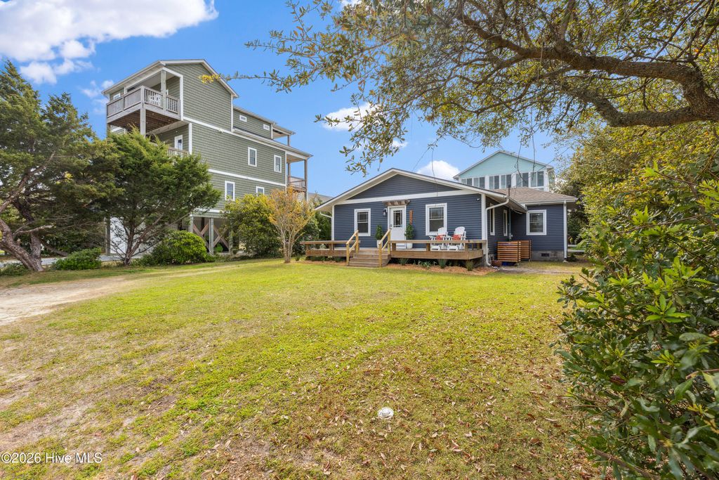 1122 S Topsail Drive, Holly Ridge, NC 28445