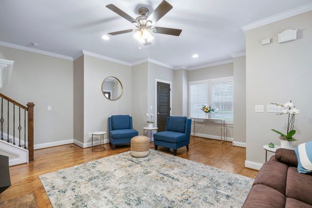 1711 14th Ave, S, Nashville, TN 37212