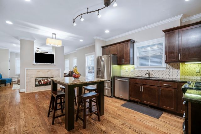 1711 14th Ave, S, Nashville, TN 37212