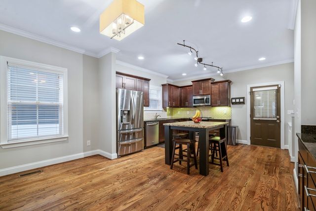 1711 14th Ave, S, Nashville, TN 37212