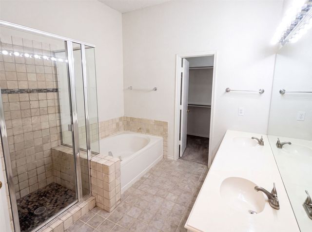 7008 Chateau Drive, Frisco, TX 75035