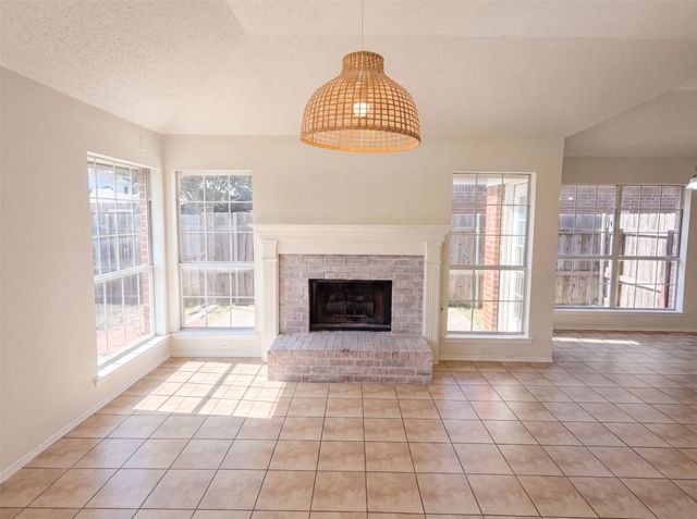 7008 Chateau Drive, Frisco, TX 75035