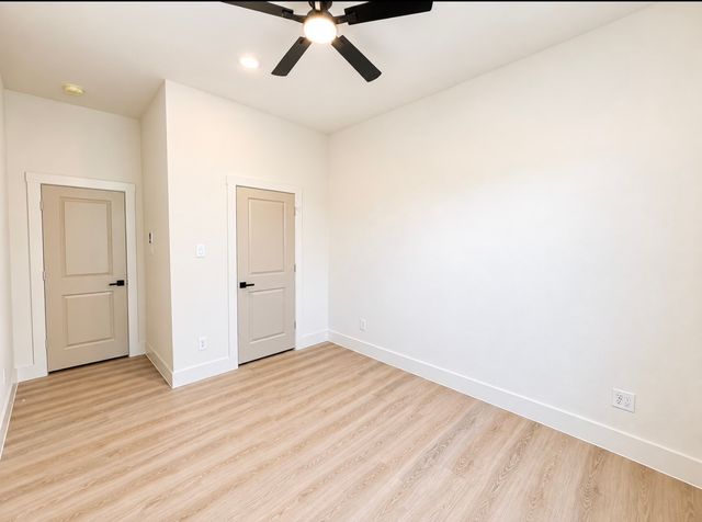 5504 Curzon Avenue, Fort Worth, TX 76107