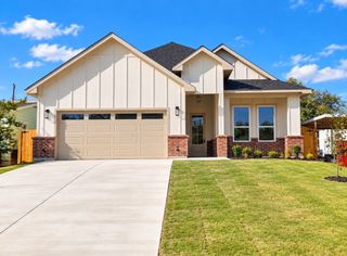 5504 Curzon Avenue, Fort Worth, TX 76107