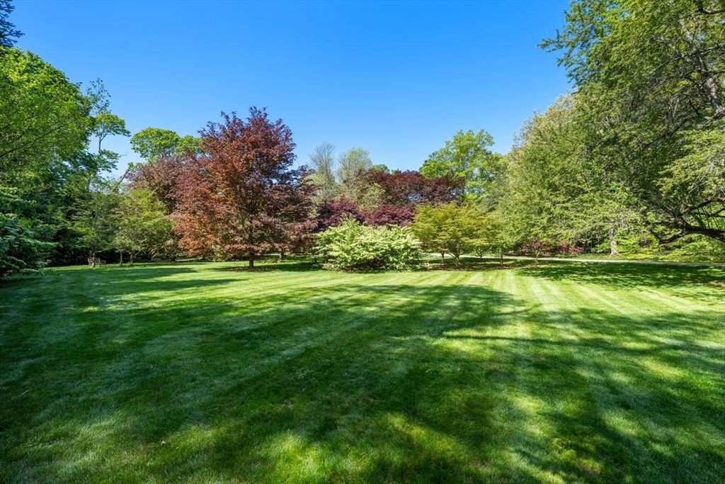 475 Glen Rd, Weston, MA 02493
