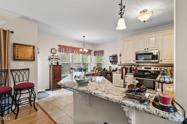 9104 Deerland Grove Drive, Raleigh, NC 27615