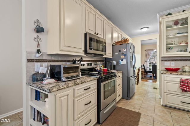 9104 Deerland Grove Drive, Raleigh, NC 27615