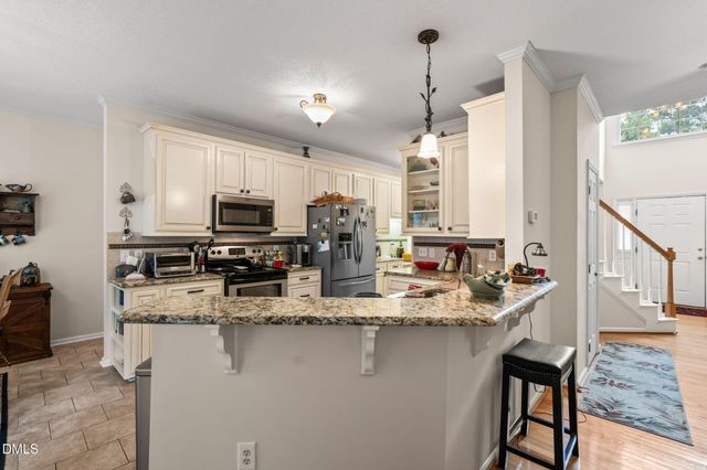 9104 Deerland Grove Drive, Raleigh, NC 27615