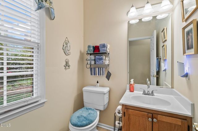 9104 Deerland Grove Drive, Raleigh, NC 27615
