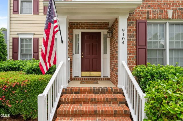 9104 Deerland Grove Drive, Raleigh, NC 27615