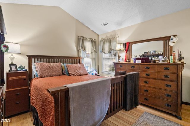 9104 Deerland Grove Drive, Raleigh, NC 27615