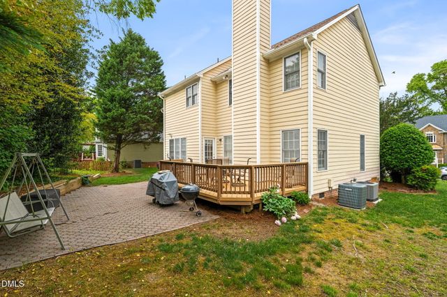 9104 Deerland Grove Drive, Raleigh, NC 27615
