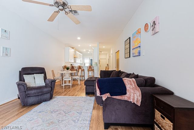 1728 Morning Sun LN, Naples, FL 34119