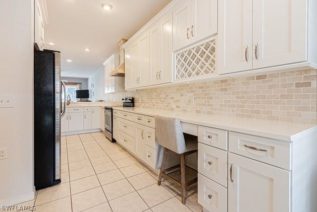 1728 Morning Sun LN, Naples, FL 34119