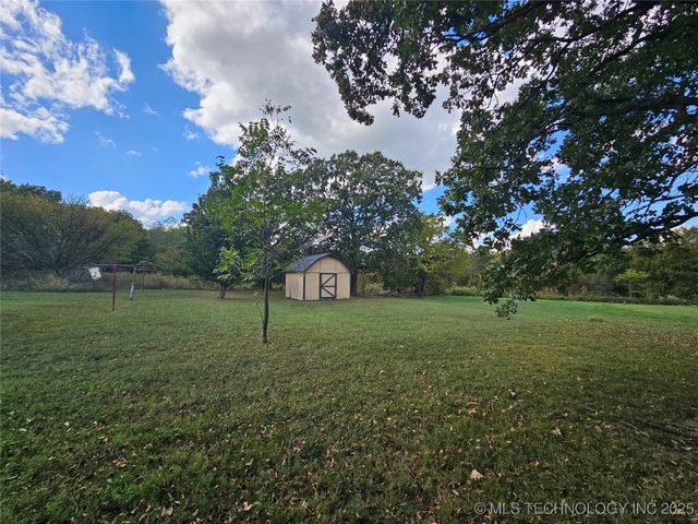 9212 S 443 Road, Locust Grove, OK 74352