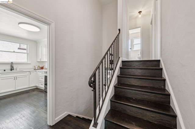 575 58th St, Oakland, CA 94609