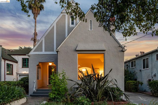 575 58th St, Oakland, CA 94609