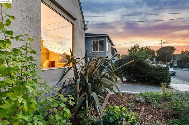 575 58th St, Oakland, CA 94609