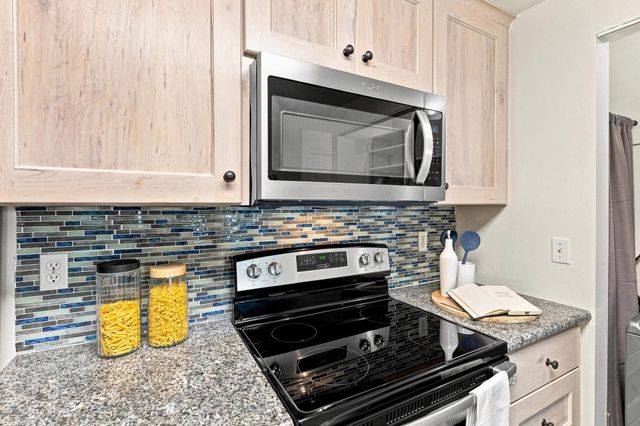 6007 E 6th Ave, Spokane Valley, WA 99212
