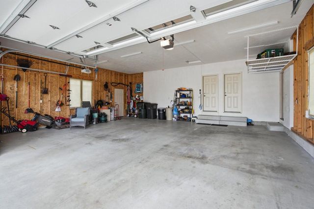 N27W27075 Woodland DRIVE, Pewaukee, WI 53072