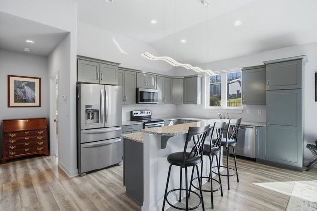 N27W27075 Woodland DRIVE, Pewaukee, WI 53072