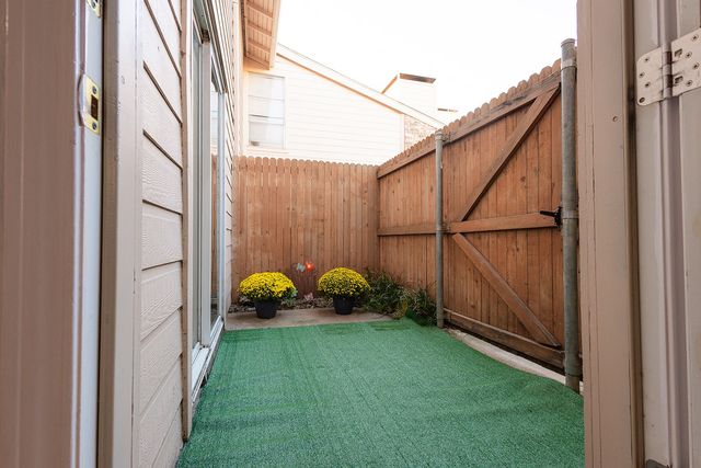 5540 Boca Raton Boulevard 175, Fort Worth, TX 76112