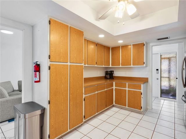 1219 SE 18th TER, Cape Coral, FL 33990