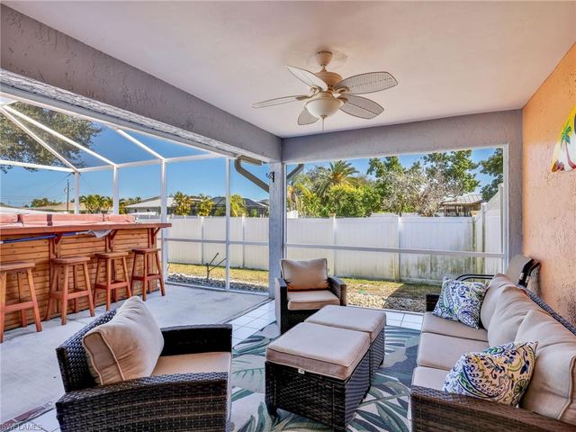 1219 SE 18th TER, Cape Coral, FL 33990