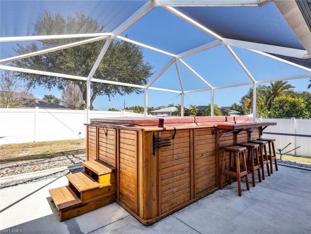 1219 SE 18th TER, Cape Coral, FL 33990