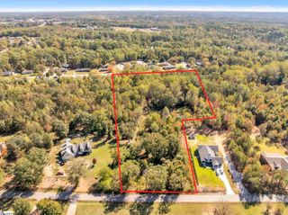 1025 Saluda Lake Road, Greenville, SC 29617