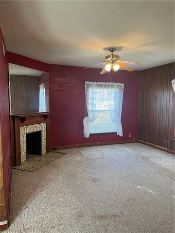 402 N McRae Street, Gas, KS 66742
