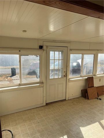 402 N McRae Street, Gas, KS 66742