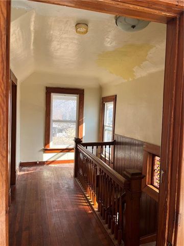 402 N McRae Street, Gas, KS 66742