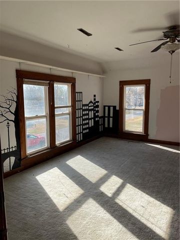 402 N McRae Street, Gas, KS 66742