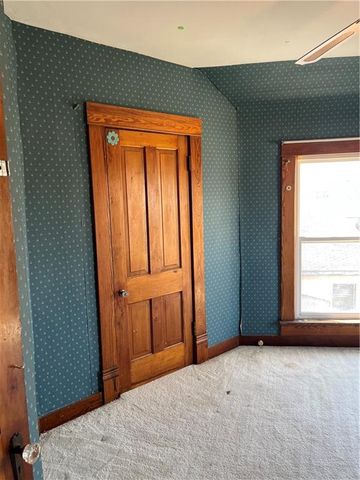 402 N McRae Street, Gas, KS 66742