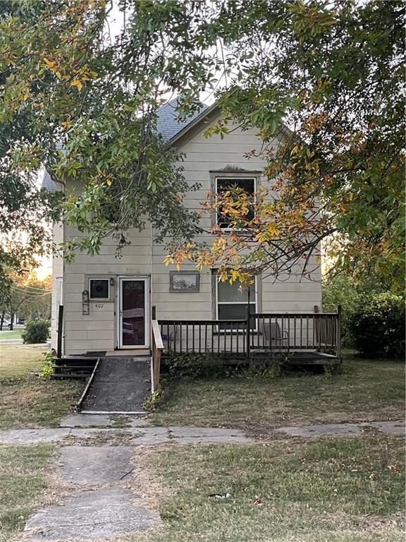 402 N McRae Street, Gas, KS 66742