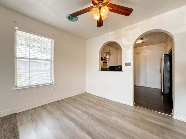 8321 Leander Street, Houston, TX 77012