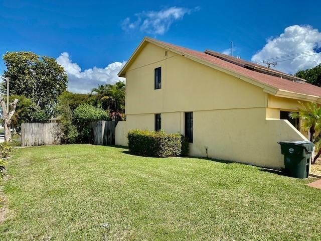 101 NE 28th Street, Boca Raton, FL 33431