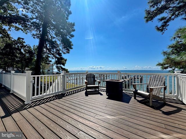 15445 POTOMAC RIVER DR, Cobb Island, MD 20625