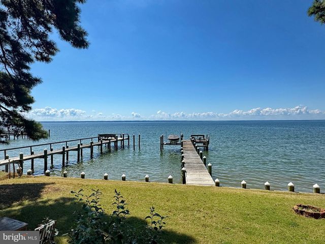 15445 POTOMAC RIVER DR, Cobb Island, MD 20625