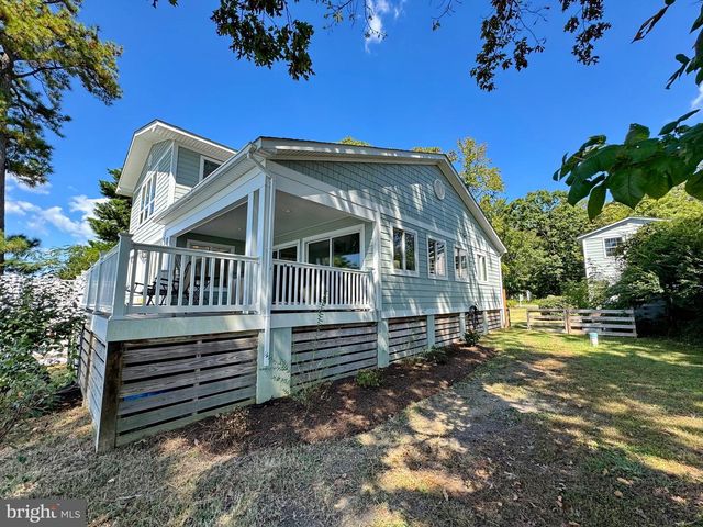 15445 POTOMAC RIVER DR, Cobb Island, MD 20625