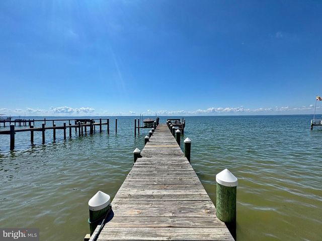 15445 POTOMAC RIVER DR, Cobb Island, MD 20625